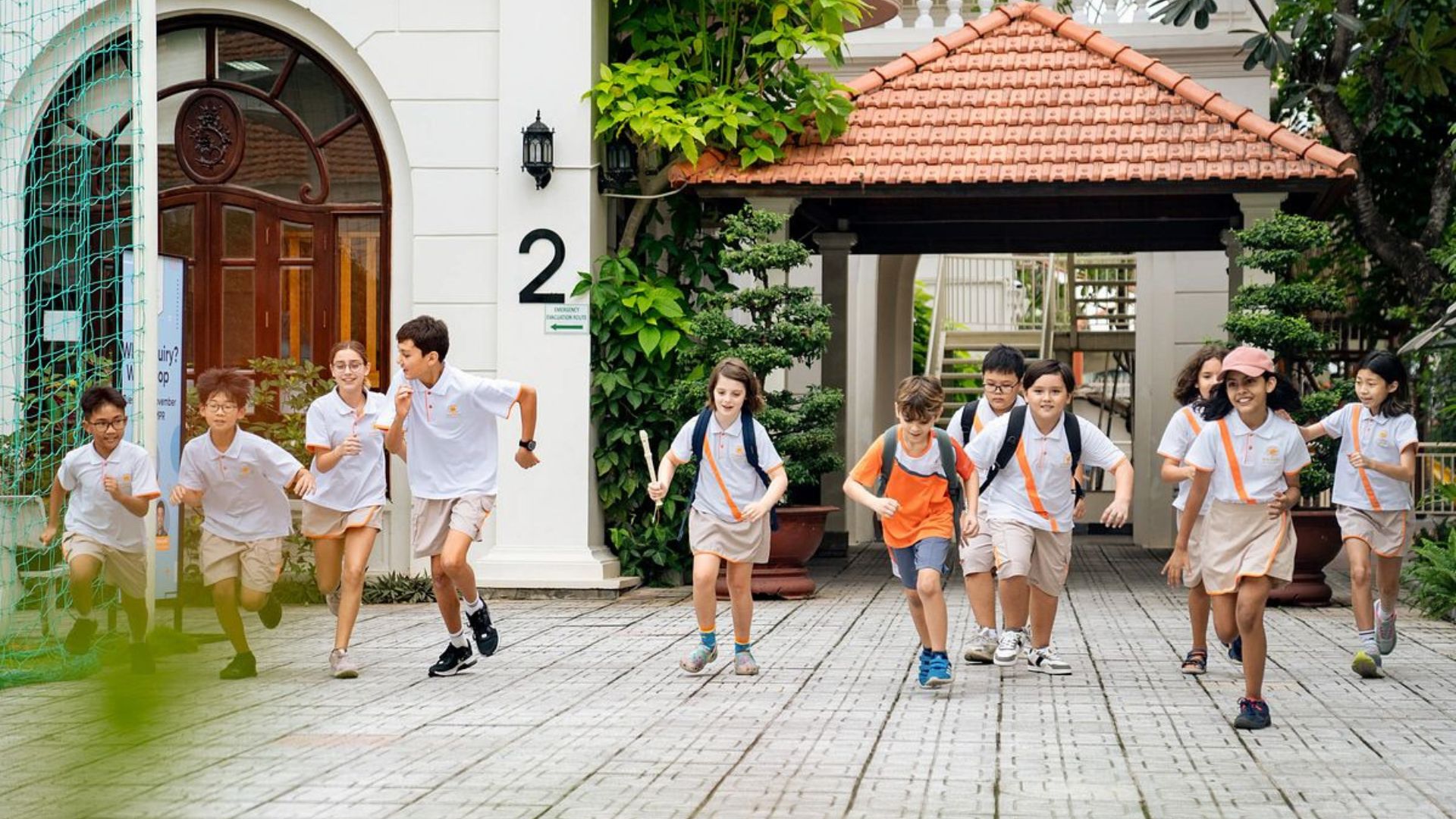 Trường Quốc tế Châu Âu (European International School - EIS)