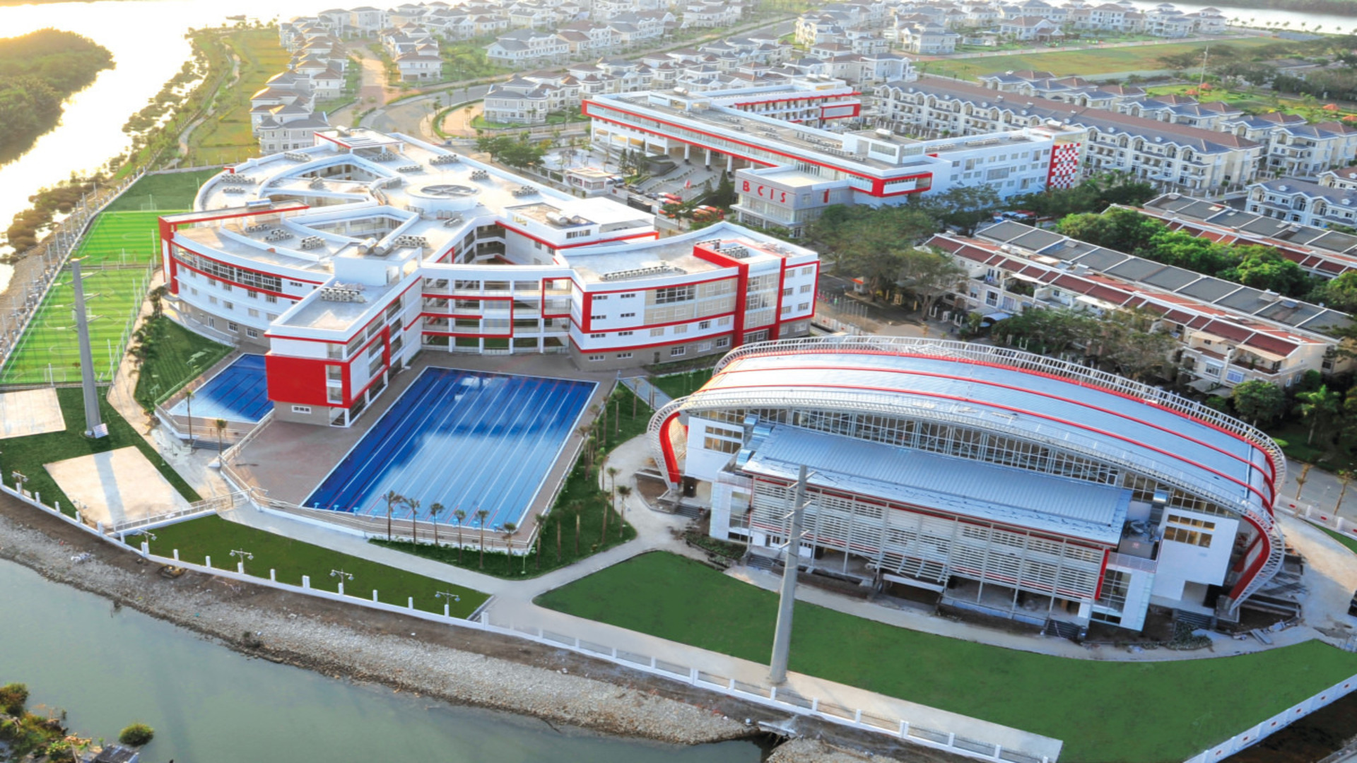 trường tiểu học quốc tế