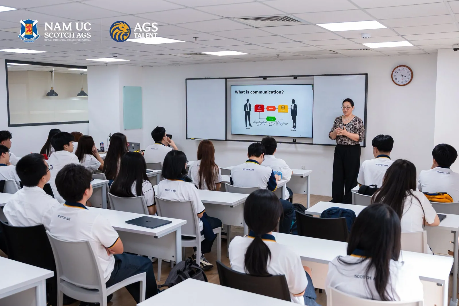 Lộ trình chuẩn bị học thuật và hoạt động ngoại khóa săn học bổng từ lớp 10 đến lớp 12