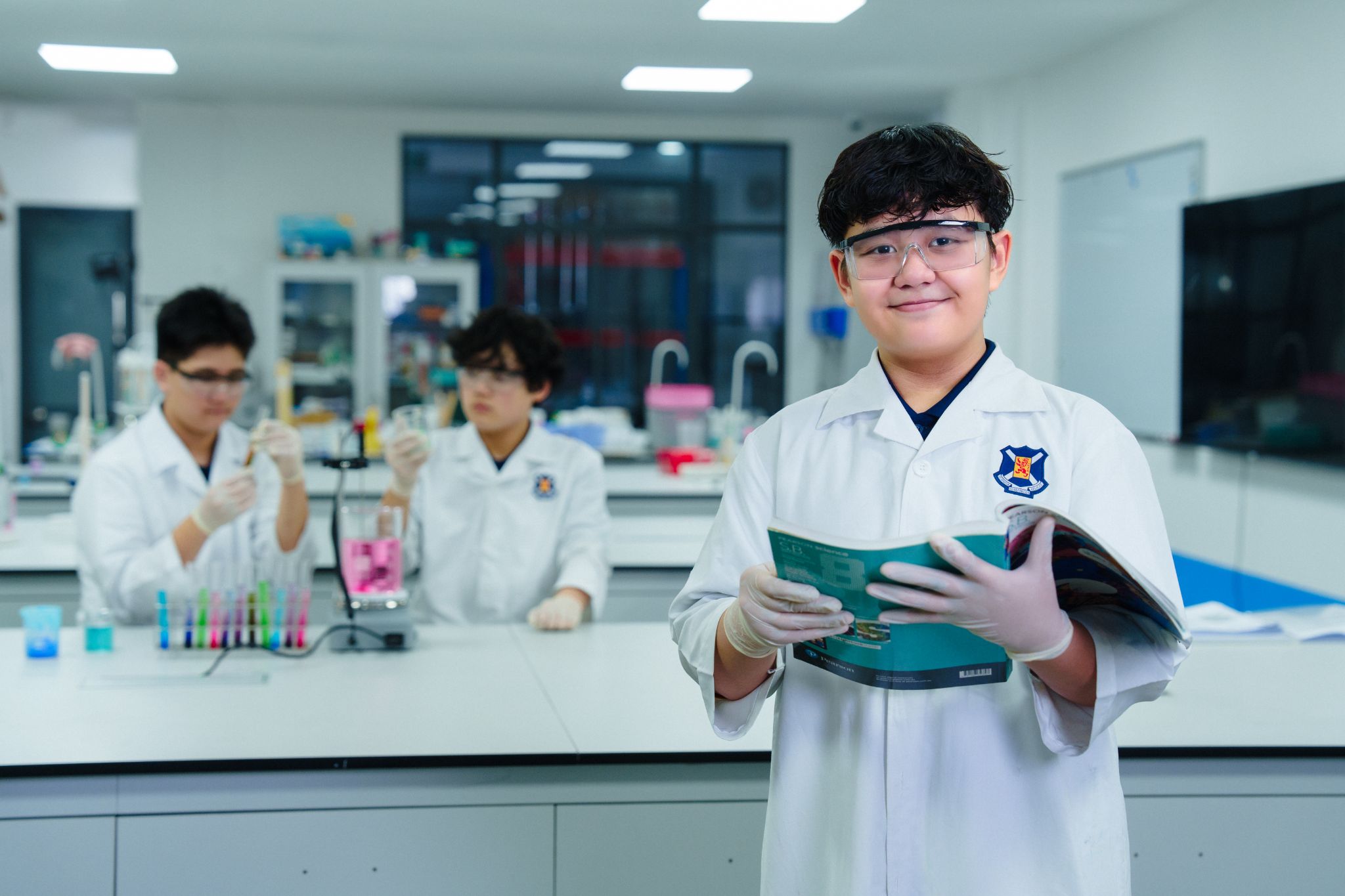 Phụ huynh cân nhắc lộ trình này vẫn nên đặt các câu hỏi cụ thể: con sẽ học những môn SACE nào, các môn đó liên quan ra sao đến ngành đại học, điều kiện để được tính ATAR là gì