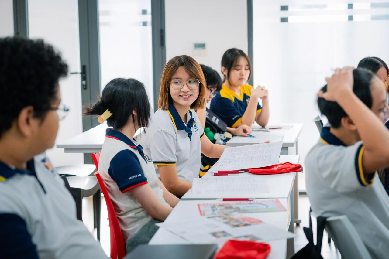 Học sinh thích nghi khi chuyển cấp và làm quen với phương pháp học tập mới